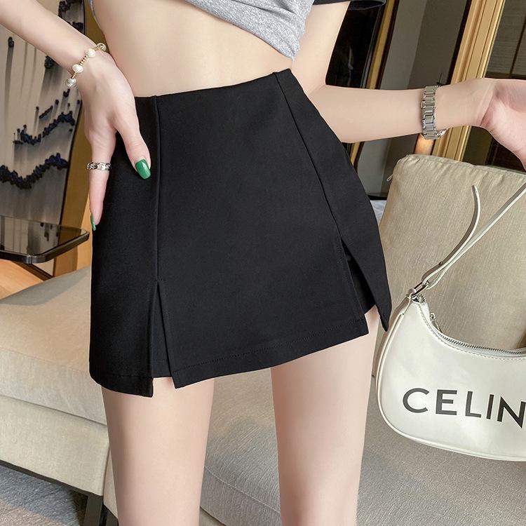 Women's High-Waisted Black A-Line Shorts – Trendy Summer Style