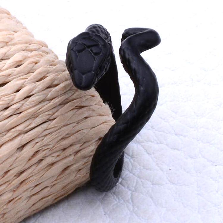 Adjustable Zodiac Snake Punk Retro Ring - Creative Snake-Shaped Finger Jewelry