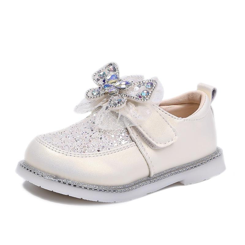 

Girls Slip-on Shoes with Anti-slip Properties. New Style Girls Soft-soled Shoes. 35