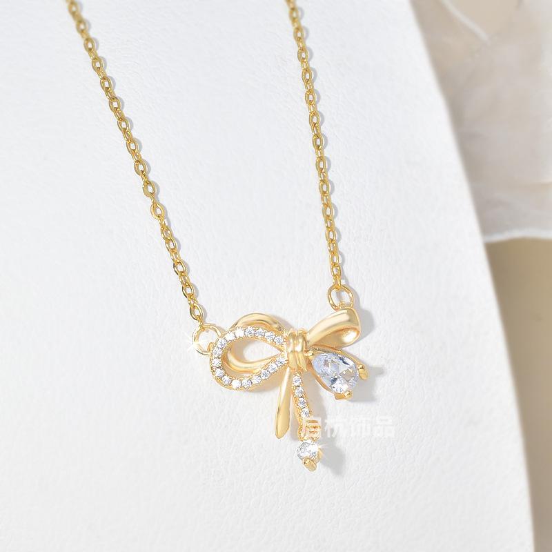 Wind Design Bow Necklace Women'S Light Luxury Versatile Micro-Inlaid Zircon Pendant With The Same Collarbone Chain