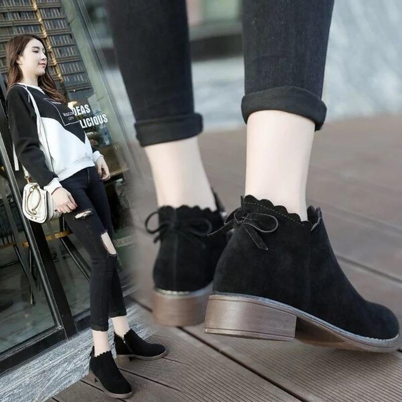 Fashion 2024 Winter New Women's Short Boots Thick Heels Fashion Low-heeled Short-tube All-match Boots Student Korean Women's Boots