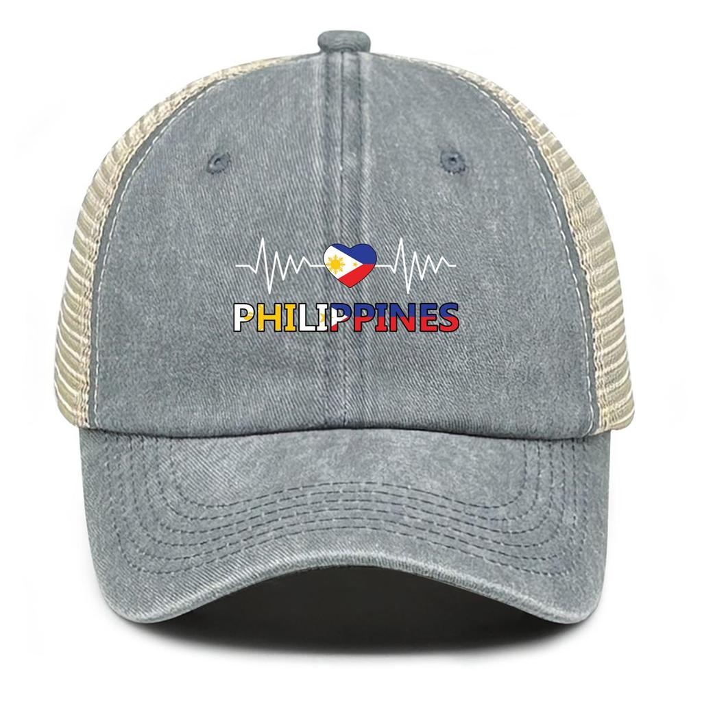 Heart Waves Philippine Flag Print Adjustable Mesh Cap, Patriotic Flat Cap Stylish Vintage-Inspired Polyester Slouchy Snapback Sun Hat
