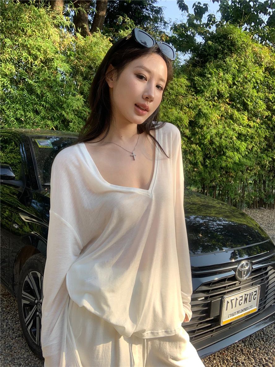 Spring top women s lazy wind loose old money wind loose casual versatile sunscreen shirt summer V-neck long-sleeved T-shirt S белый