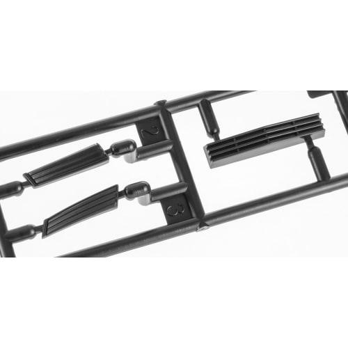 Hasegawa 1/24 Scale Nissan Gazelle (S110) Late Model HT Turbo XE (1981) Plastic Model Kit 20771 (Car)