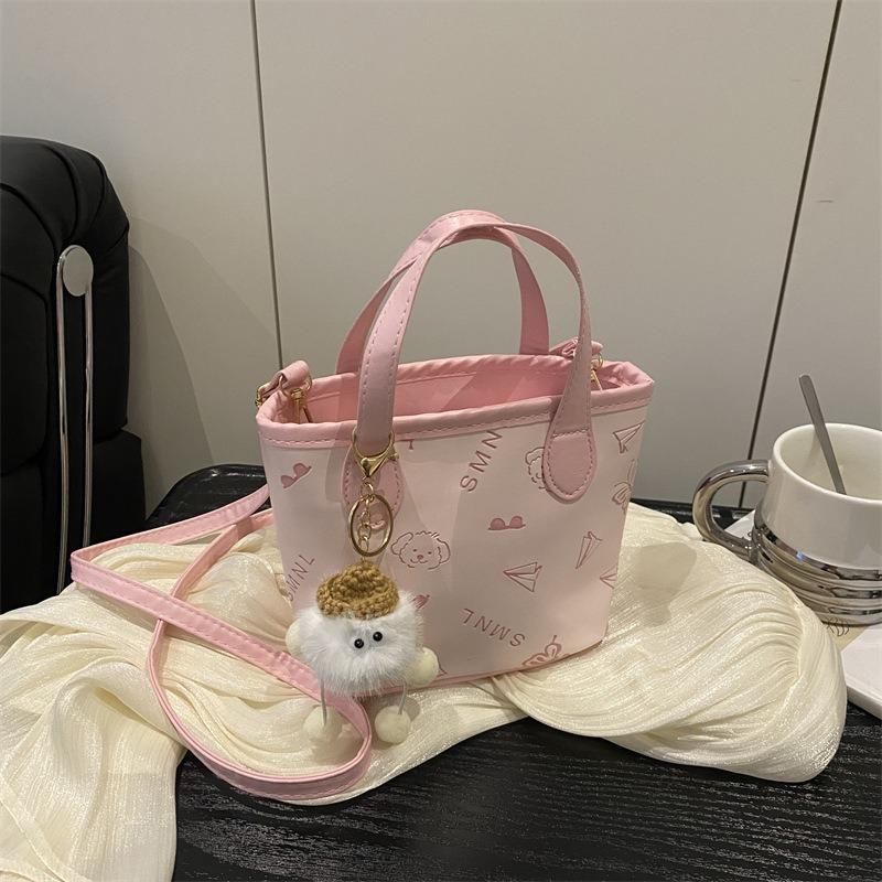 Summer New Light Luxury Aesthetic Niche Casual Fashion Texture Portable Shoulder Messenger Bag Bucket Bag