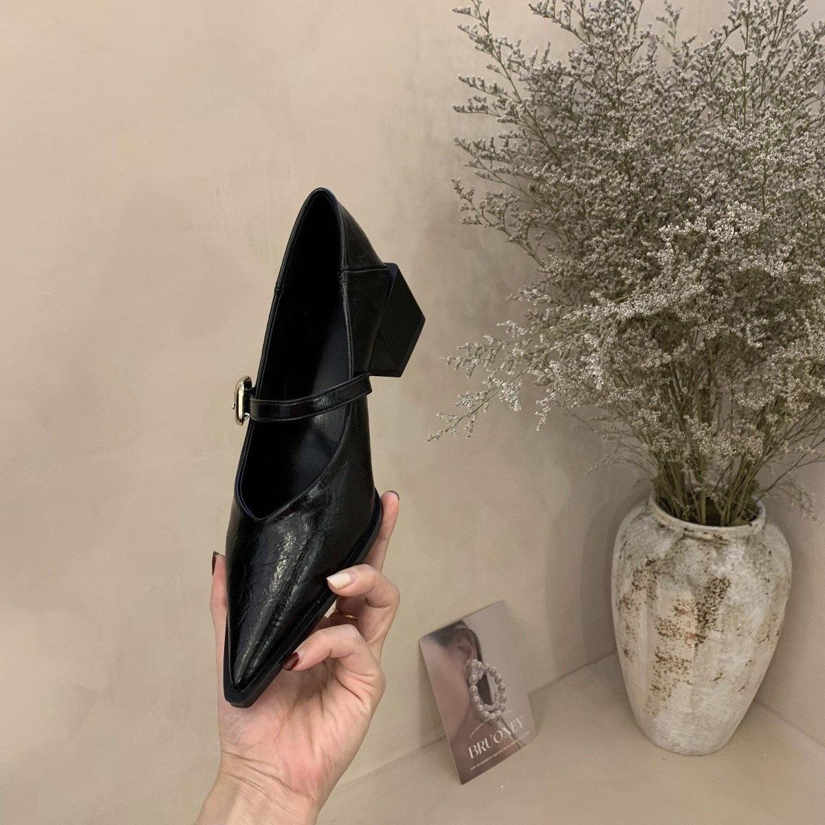 

Французские остроносые женские туфли на толстом каблуке, черные, с одним словом, на высоком каблуке, туфли Мэри Джейн на осень и зиму, новые, легкие, с мягким ртом, мягкая кожа 39 чёрный