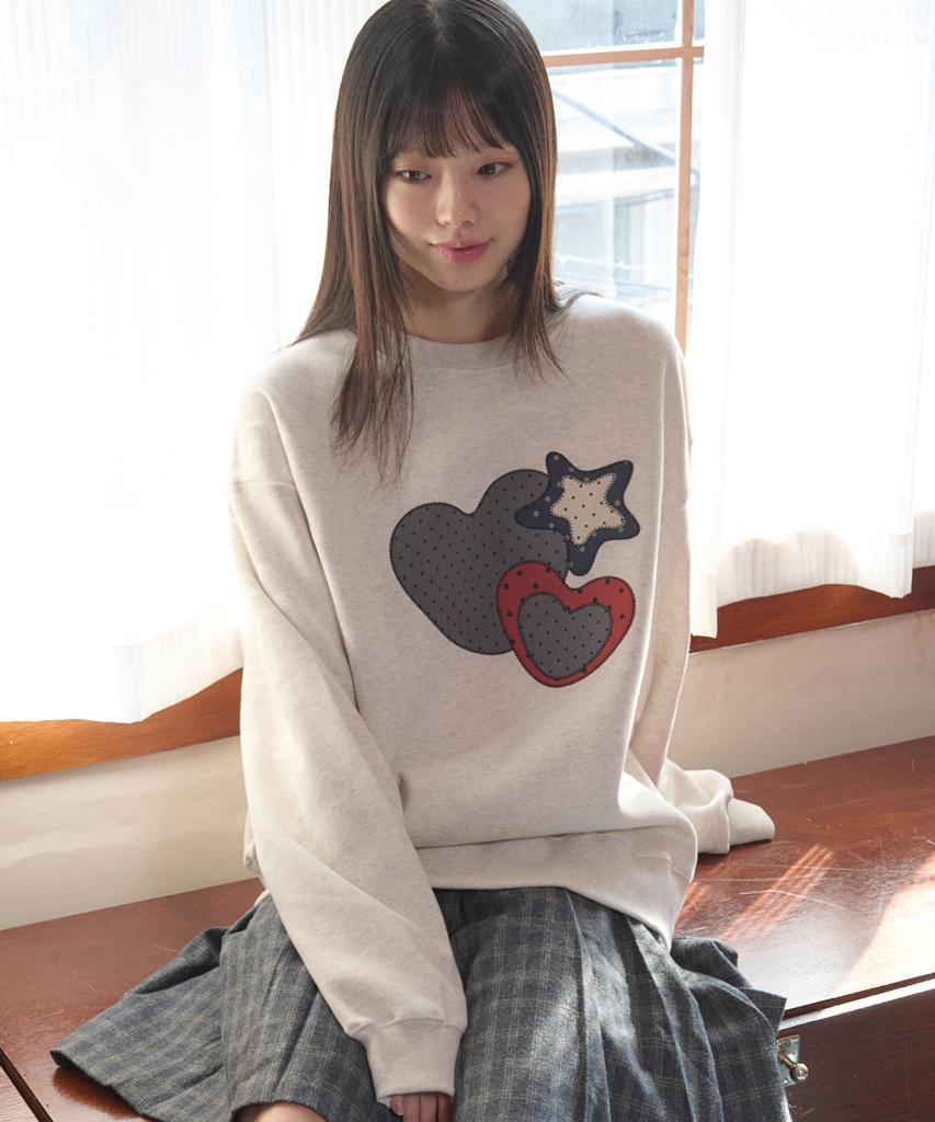 AMBLER My Heart Applique Embroidery Sweatshirt Amm1327 (Oatmeal)
