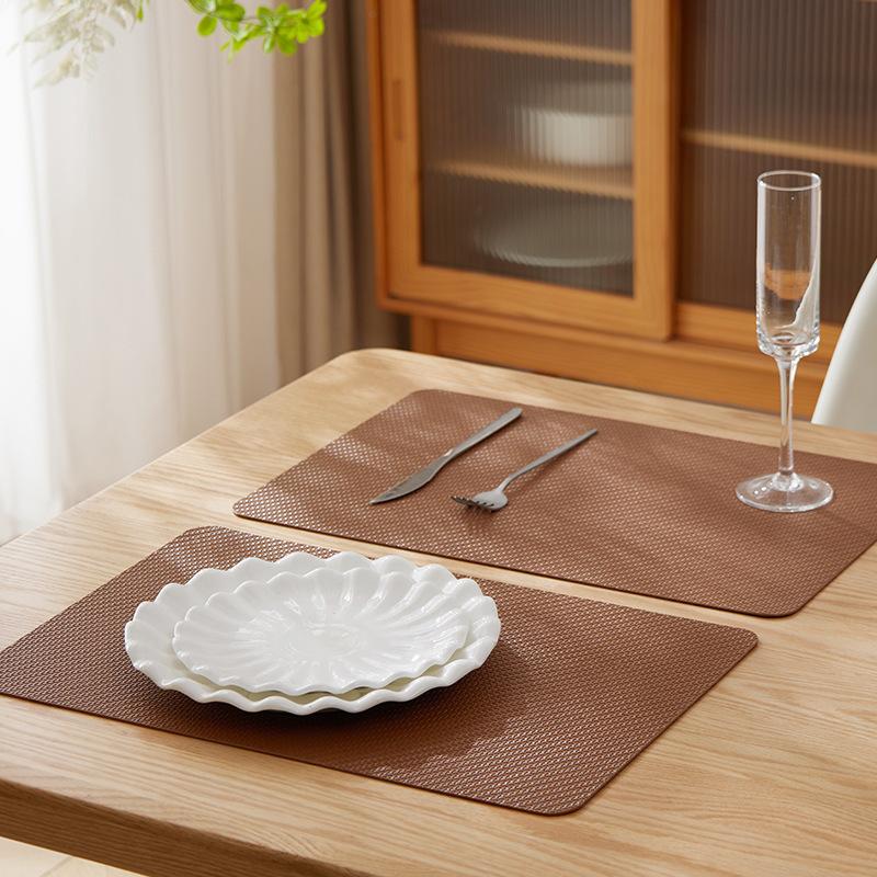 Nordic light luxury PVC leather placemat Western food mat Thermal insulation pad Anti-oil pad Small woven coaster Anti-scalding pad