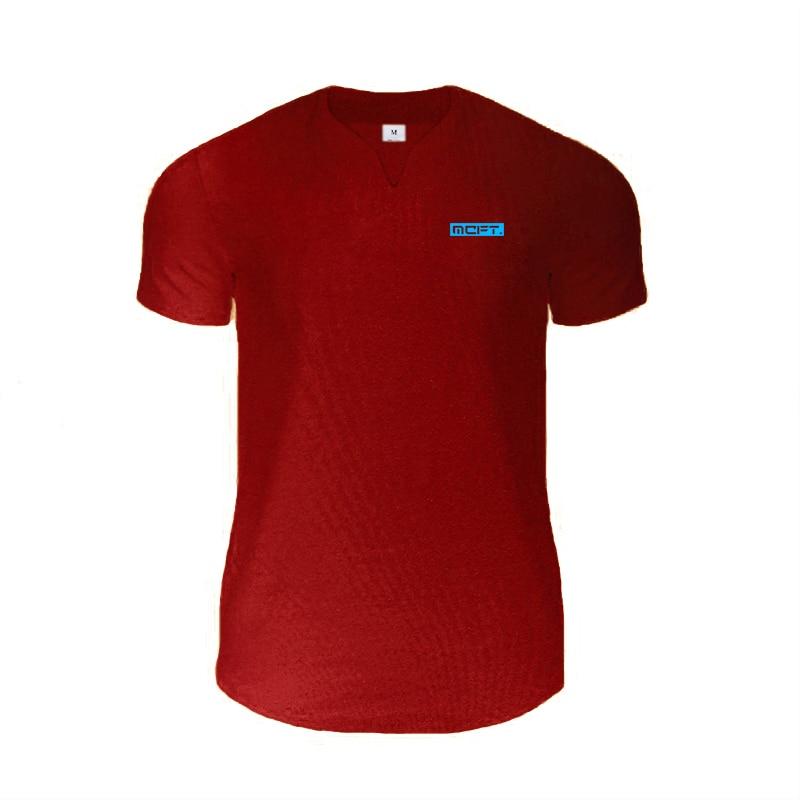 

Muscleguys Мужская удобная в носке футболка с короткими рукавами, модная летняя белая футболка с буквенным принтом XXL бордовый