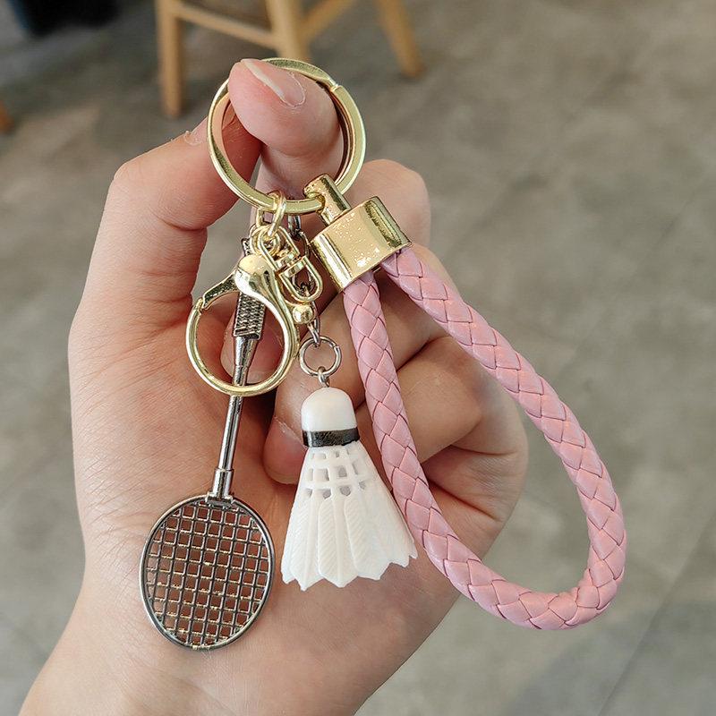 Exquisite Badminton Keychain: Creative Sports Gift for Boys, Girls, Couples - Pendant Ornament Keyring.