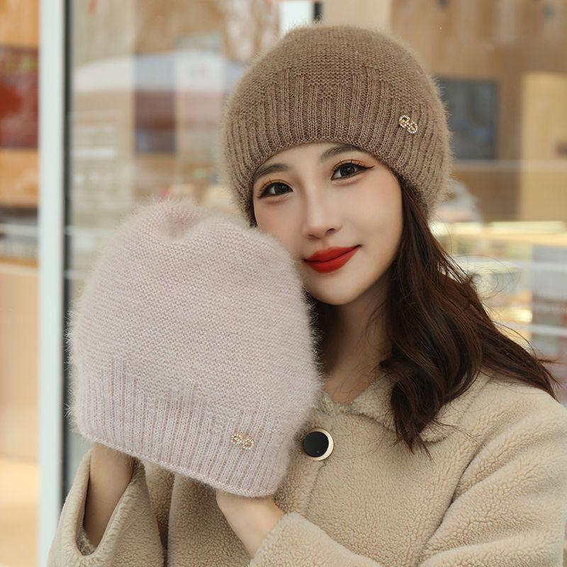 Dámská podzimní/zimní silná pletená vlněná a sametová čepice