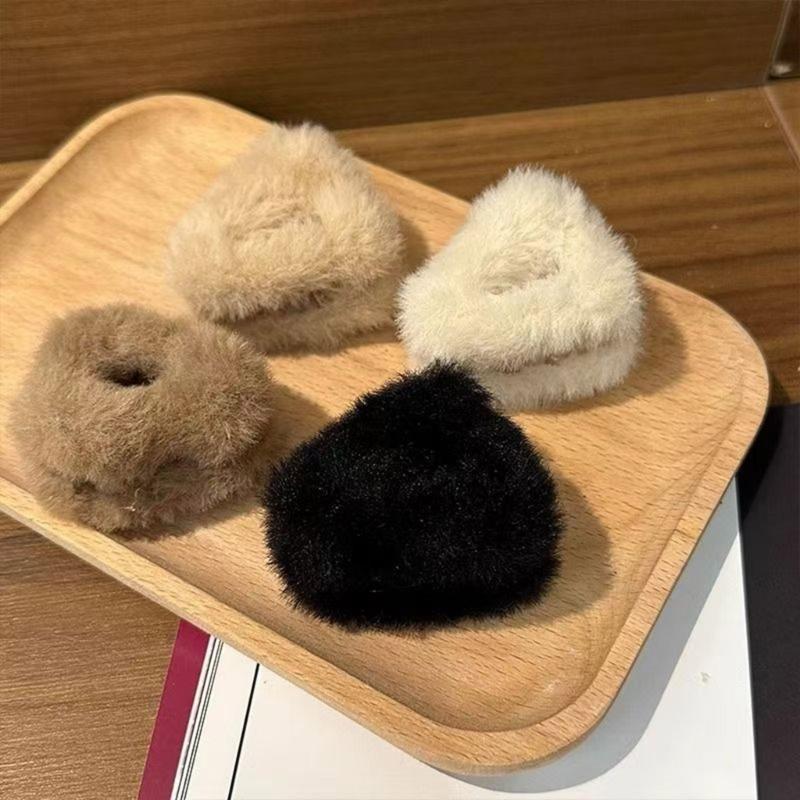 Stylish Plush Cats Ear Hair Clips Unique Cats Ear Hair Clips Soft Nonslip Bangs Claw Clips for Women Decoration