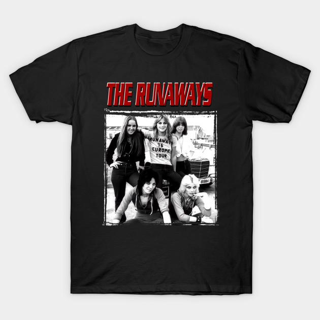 

Men Black Print T-shirt The Runaways Band No-Cut Transfer Paper Print Cotton Tshirt L