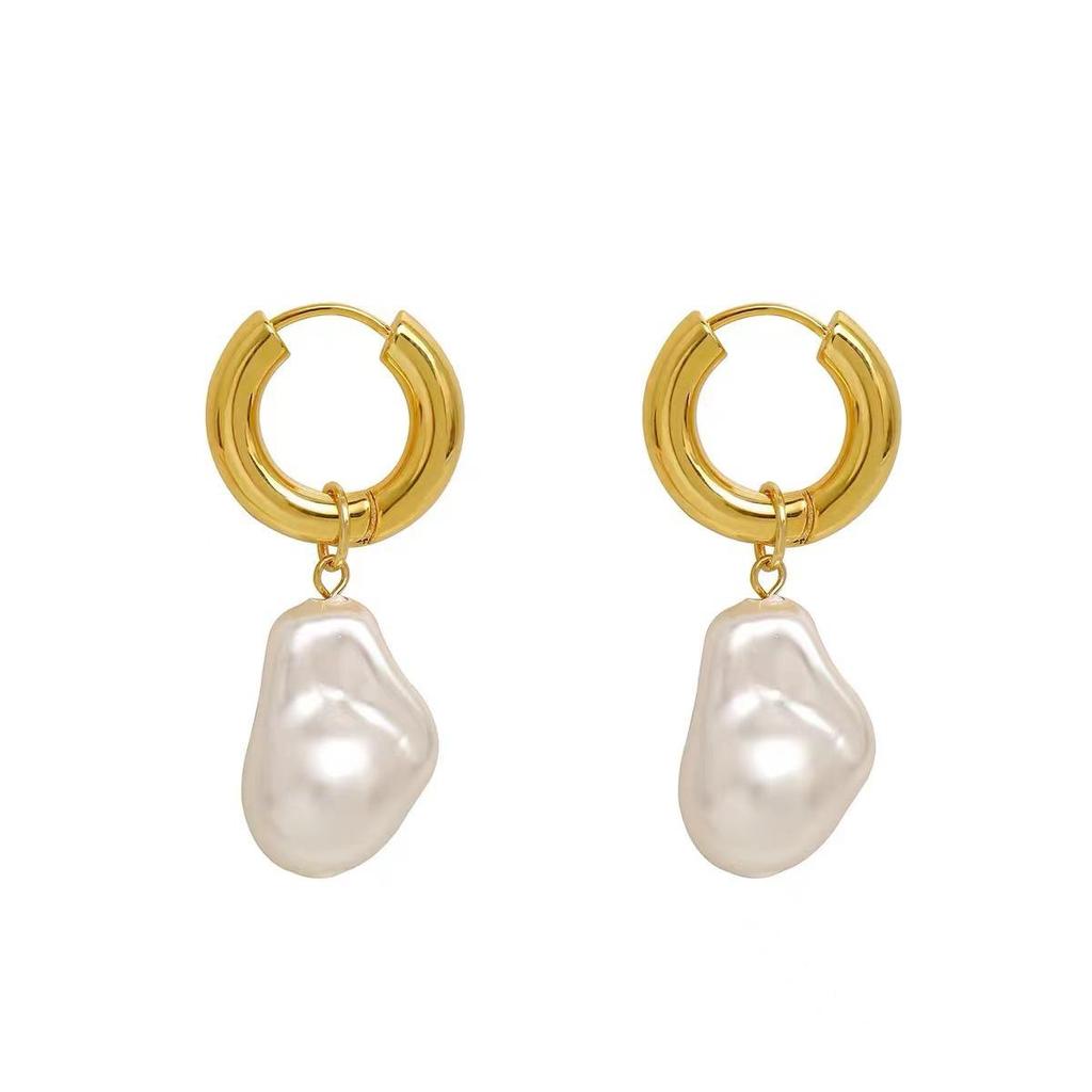 Trendy Irregular Pearl Earrings: European & American Retro Luxe Ear Hoops & Cuffs
