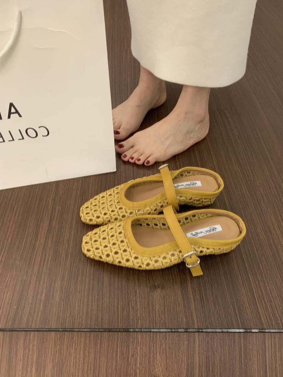 

Niche design sense breathable hollow bag head half slippers women s summer wear versatile not tired feet low heel muller shoes sandals 40