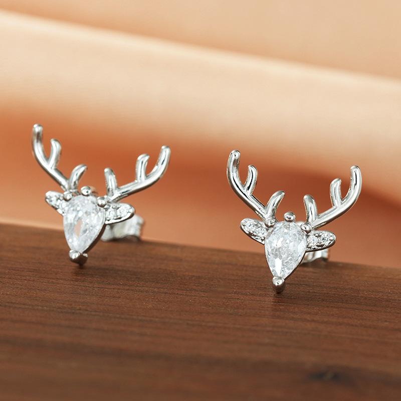 Exquisite Christmas Elk Stud Earrings Douyin New Christmas Wind Antlers, Slightly Inlaid With Water Droplets Zircon Earrings