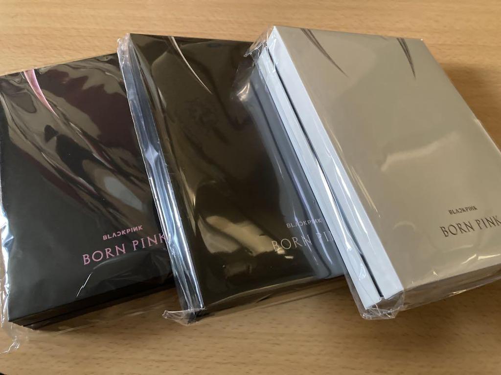 [USED] BLACKPINK Album BORN PINK BOX SET 3 Types