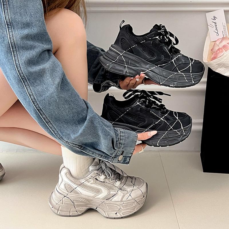 Thick-soled heightening lace-up fashion dad shoes women's 2025 new versatile breathable casual sports shoes trendy shoes women's shoes