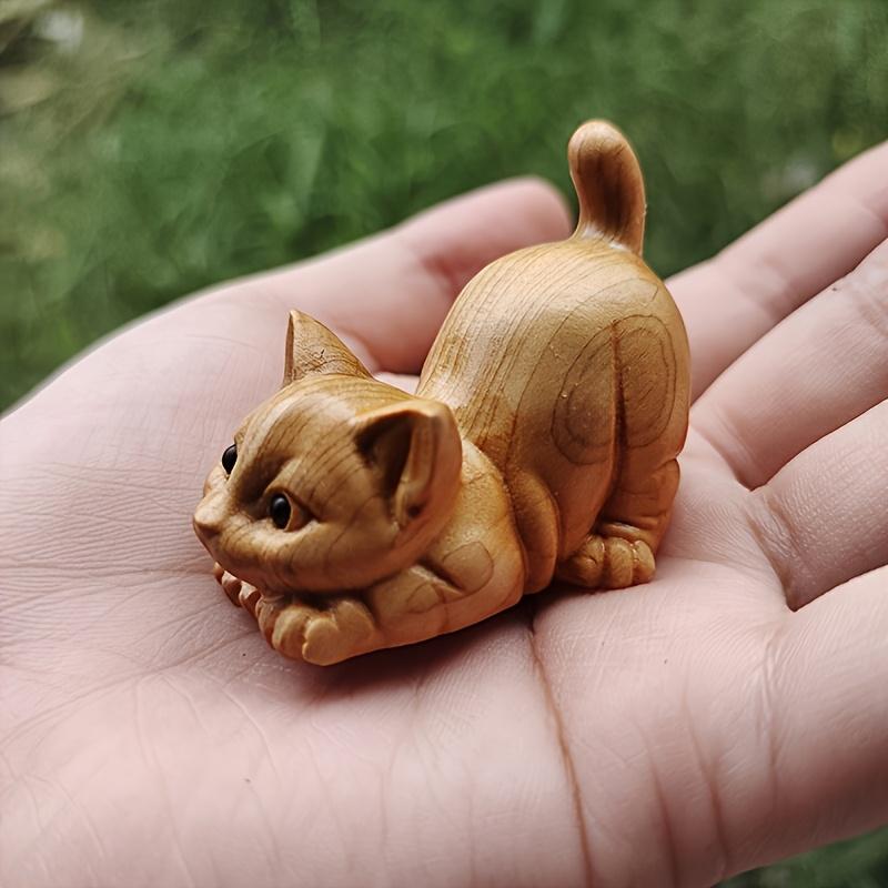 Hand-Carved Wooden Kitten Statue - Lifelike Miniature Cat Decor, No Electricity Needed, Handcrafted Wood Art for Home & Office Desk, Perfect Gift