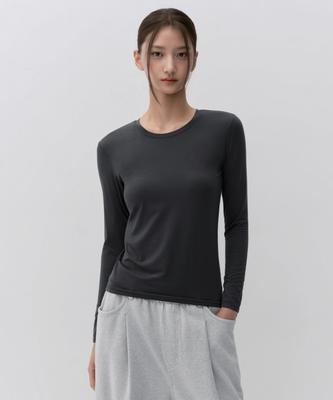 MUSINSA STANDARD WOMAN [Hittandard] Women'S Crew Neck Long Sleeve Undershirt [Dark Gray]