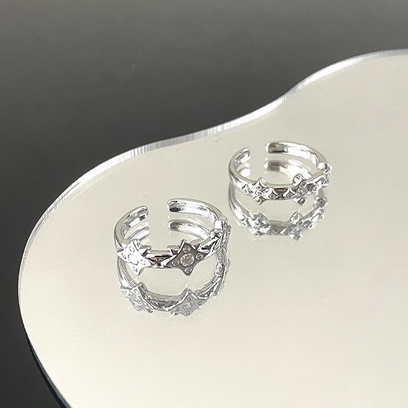 Cold Wind Tetragonal Star Ring Female Niche Design Gam Tide Jewelry Personalized Fashion Couple Ring High Sense