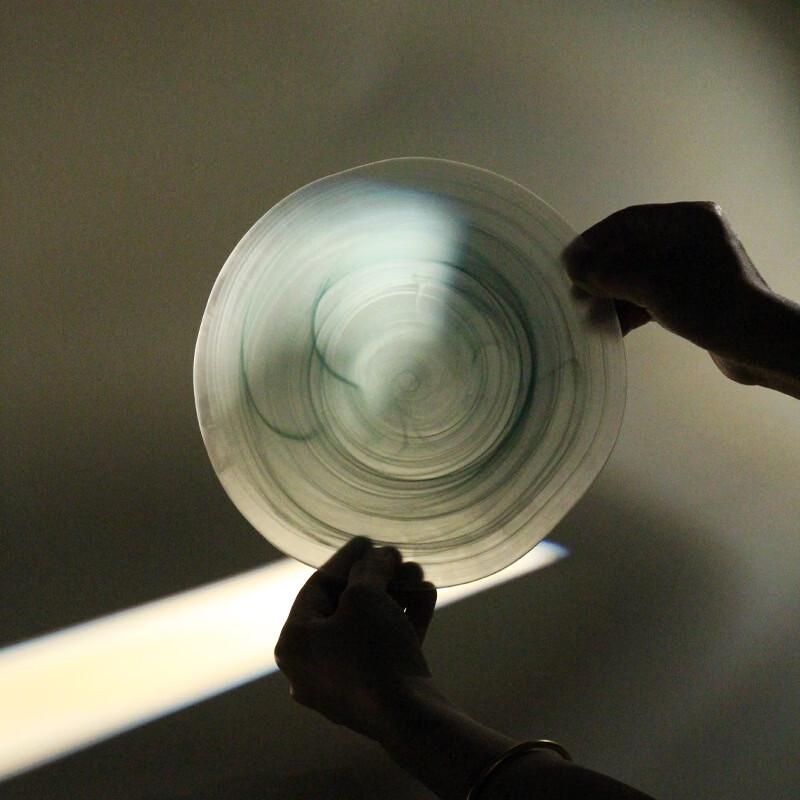 Elegante Wolkennebel-Glas-Servierplatte