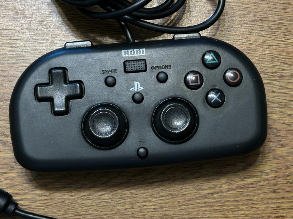 HORI Mini Wired Gamepad PS4 Black PS4-099 Controller Tested