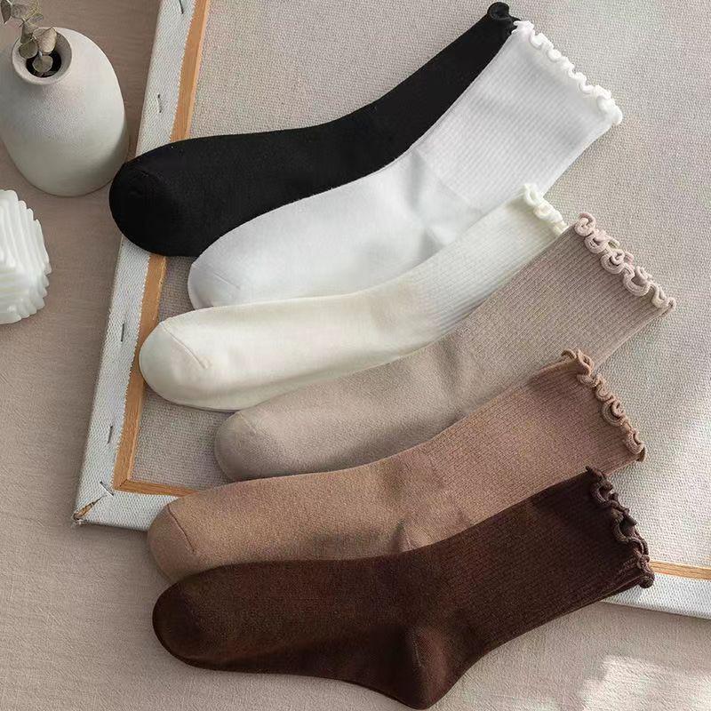 Women's Mid-Calf Socks with Ruffle Lace - Versatile Spring/Autumn Styles