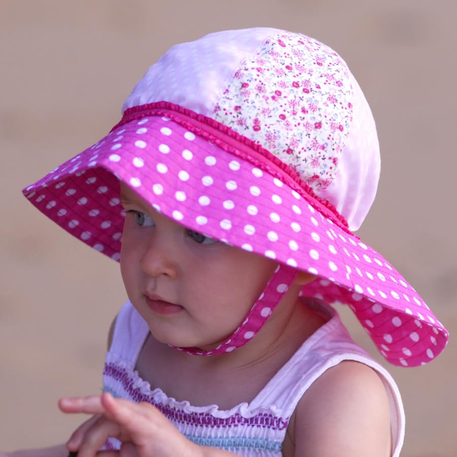 Sunglobe UV Protection Baby Hat Baby Hat Toddler Southwester Number Fuchsia (Children's/Infant) - - (JP, Size, 46.0 cm, Pink)