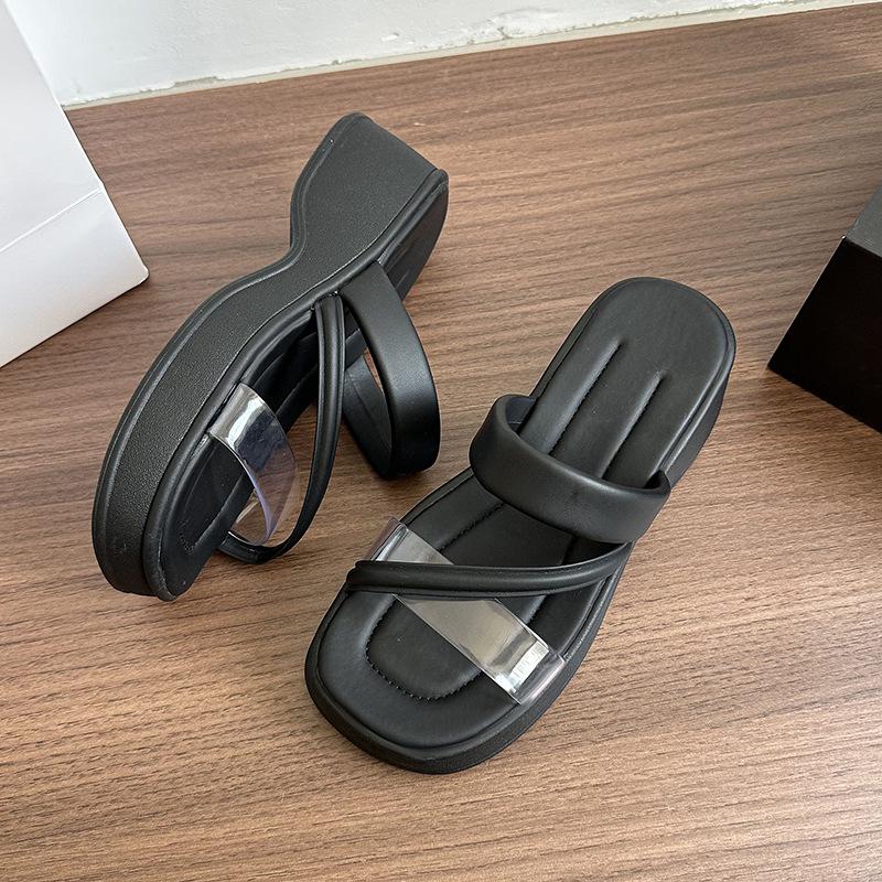 

New open-toed thick-soled one-word cool slippers for women to wear retro versatile beach vacation shoes 40 чёрный