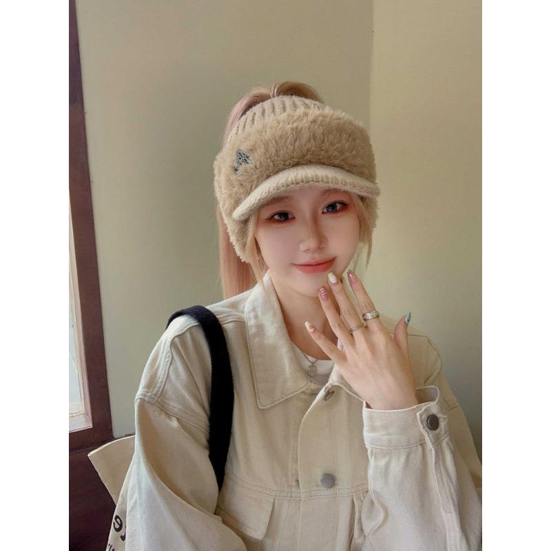 Autumn and Winter Warm and Ear Protecting Knitted Duck Cap New Ladies Korean Style Winter Hollow Top Baseball Cap Trend