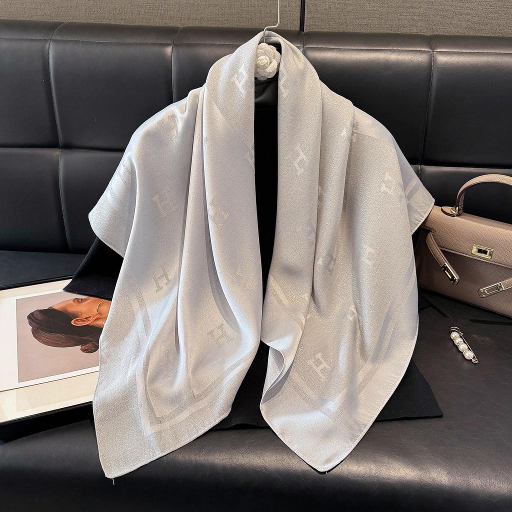 Classic H Temperament Silk Scarf Women'S Tencel Cotton Trend Versatile Imitation Silk Scarf Scarf 90 Square Scarf