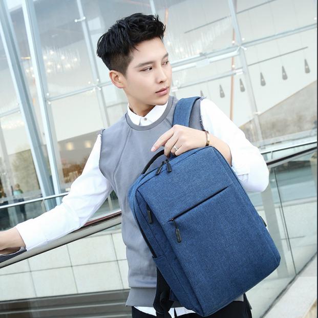 

Минималистичная сумка на два плеча с USB-зарядкой для мужского ноутбука 41*28*5 серый