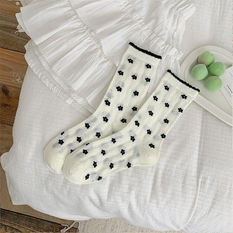 

Women s Spring and Summer Thin Sweet Floral Breathable Mesh Lace Boneless Tube Stack Socks 1 pair молоко, білий колір