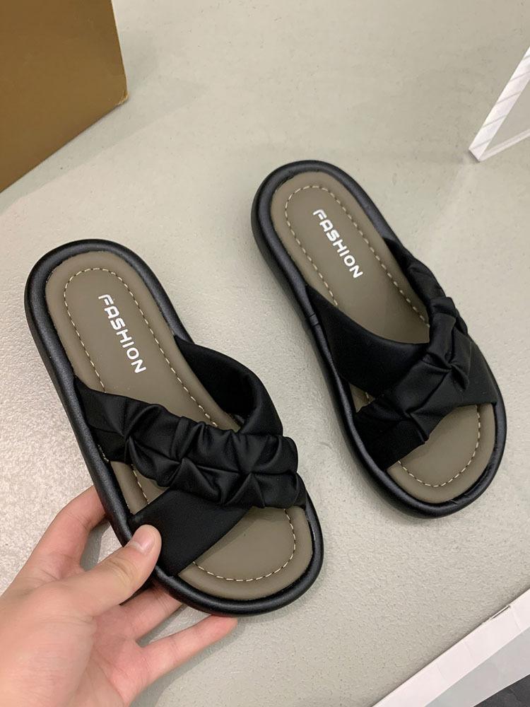 Fashion platform slippers women's summer new versatile non-slip beach cool summer