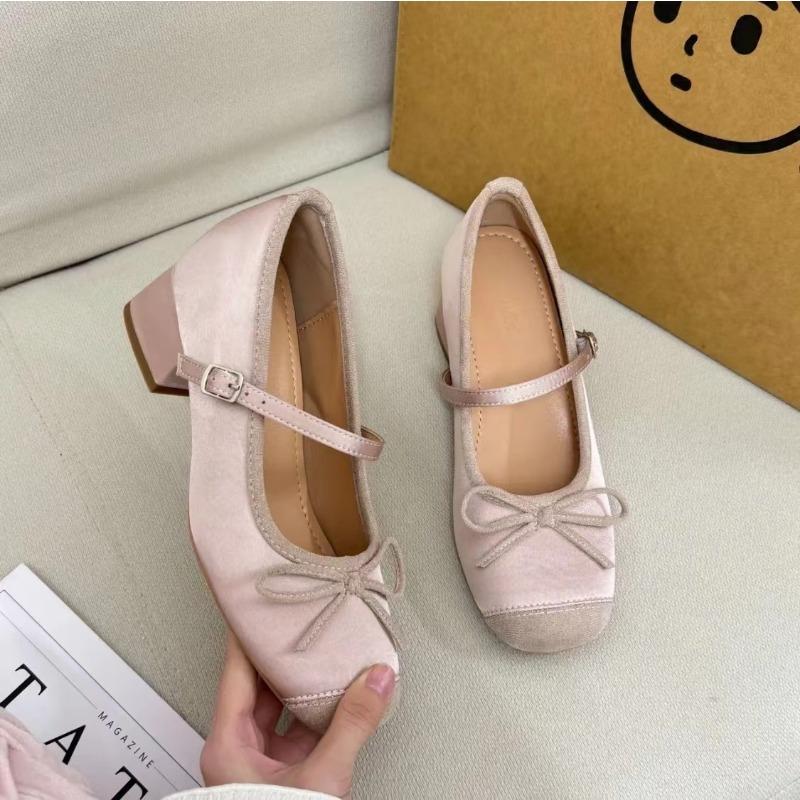 

Inside and outside height increase 7cm square head rhinestone Mary Jane shoes women s spring and autumn new small commuter thick heel single shoes 34 розовый