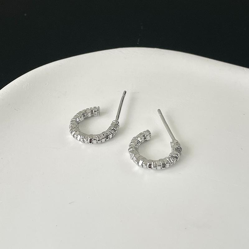 Silber Gebrochenes Silber C-Form Ohrringe, Liebe Ohne Gepiercte Ohren, Nischen Design Ohrringe, Kaltes Wind Temperament