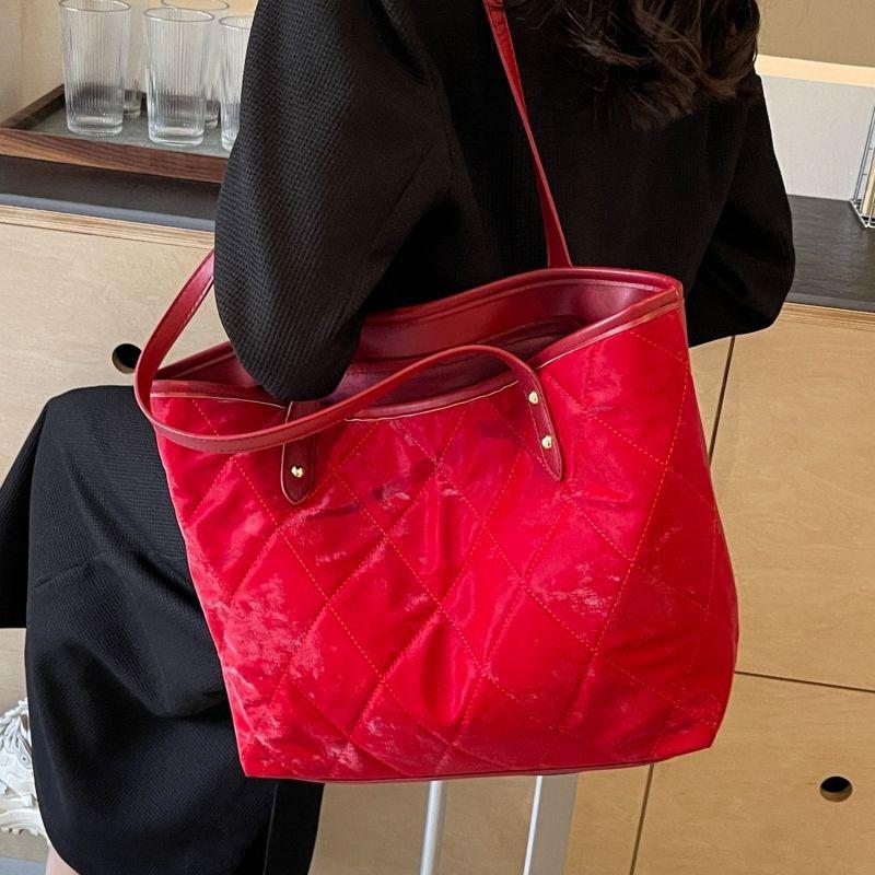Summer Large Capacity Commuting Bag Women's New Fashionable and Versatile Single Shoulder Tote Bag