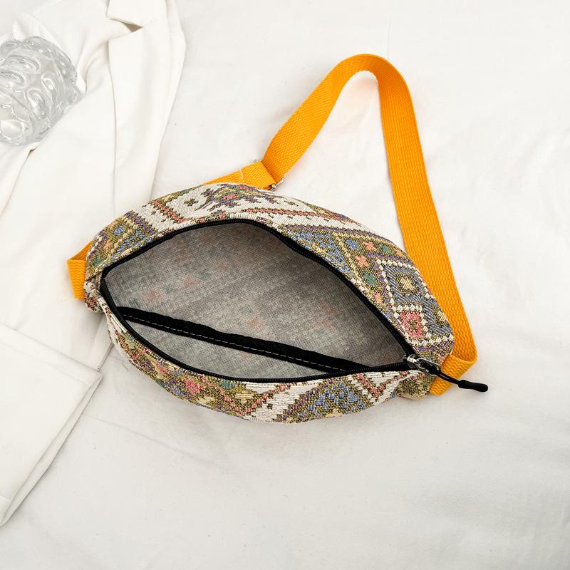 Trend fashion messenger bag autumn and winter new niche casual shoulder bag retro ethnic style dumpling bag women