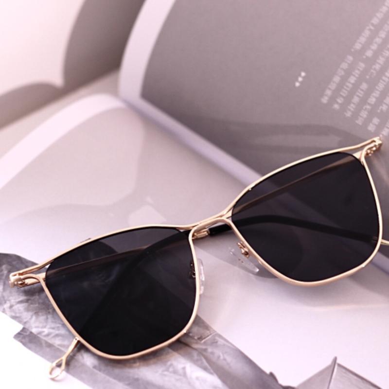 LOOKING4U NeoRetro S3820 C2 Gold Sunglasses