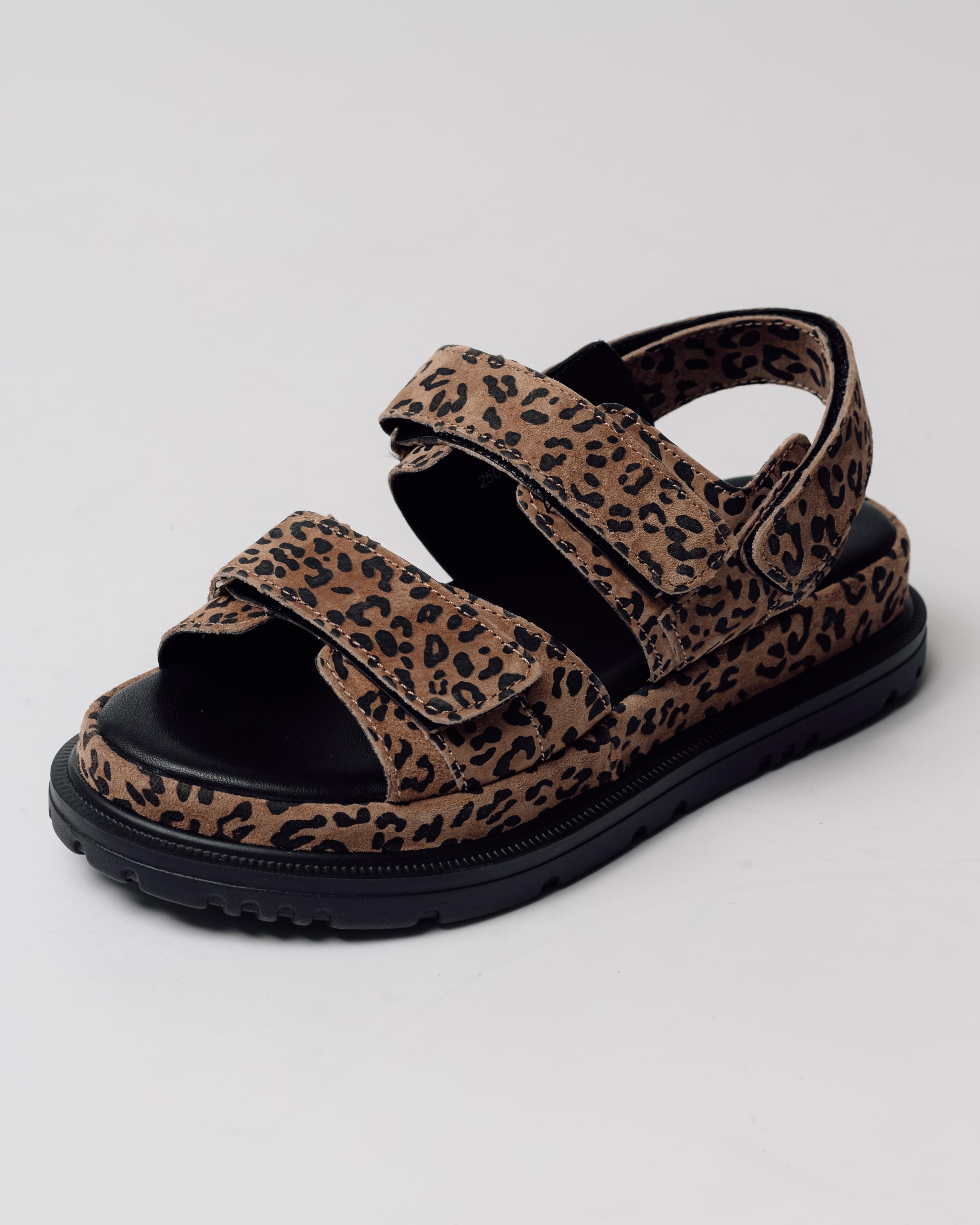 

Sandals with Velcro Lola Andy 25018 37 brown leopard suede 39 коричневий