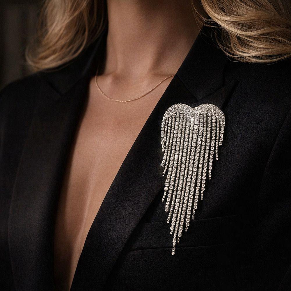 Rhinestone Tassel Brooch Heart Studded Diamond Brooch New Lapel Brooch