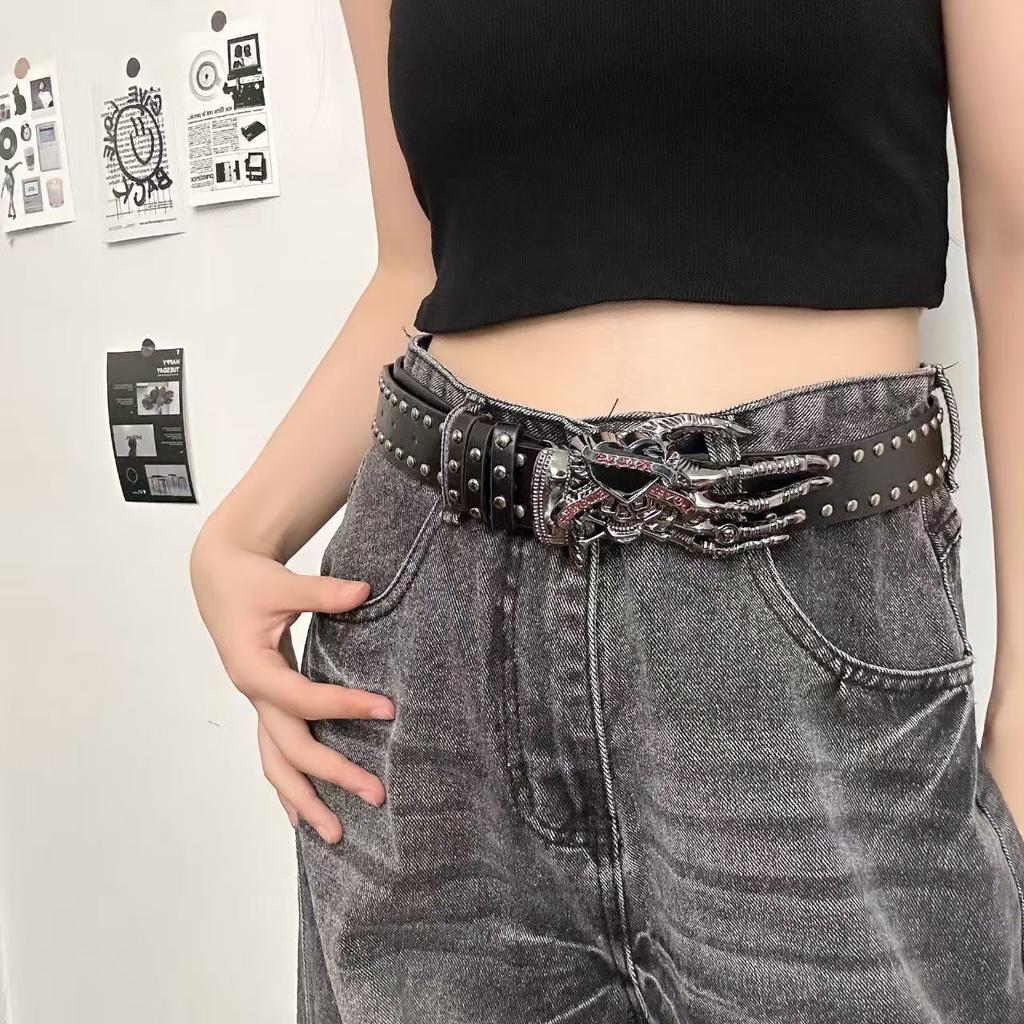 European and American Retro Skull Hand Rivet Belt Femininity Versatile Belt Accessories High-end Design Clothing Accessories