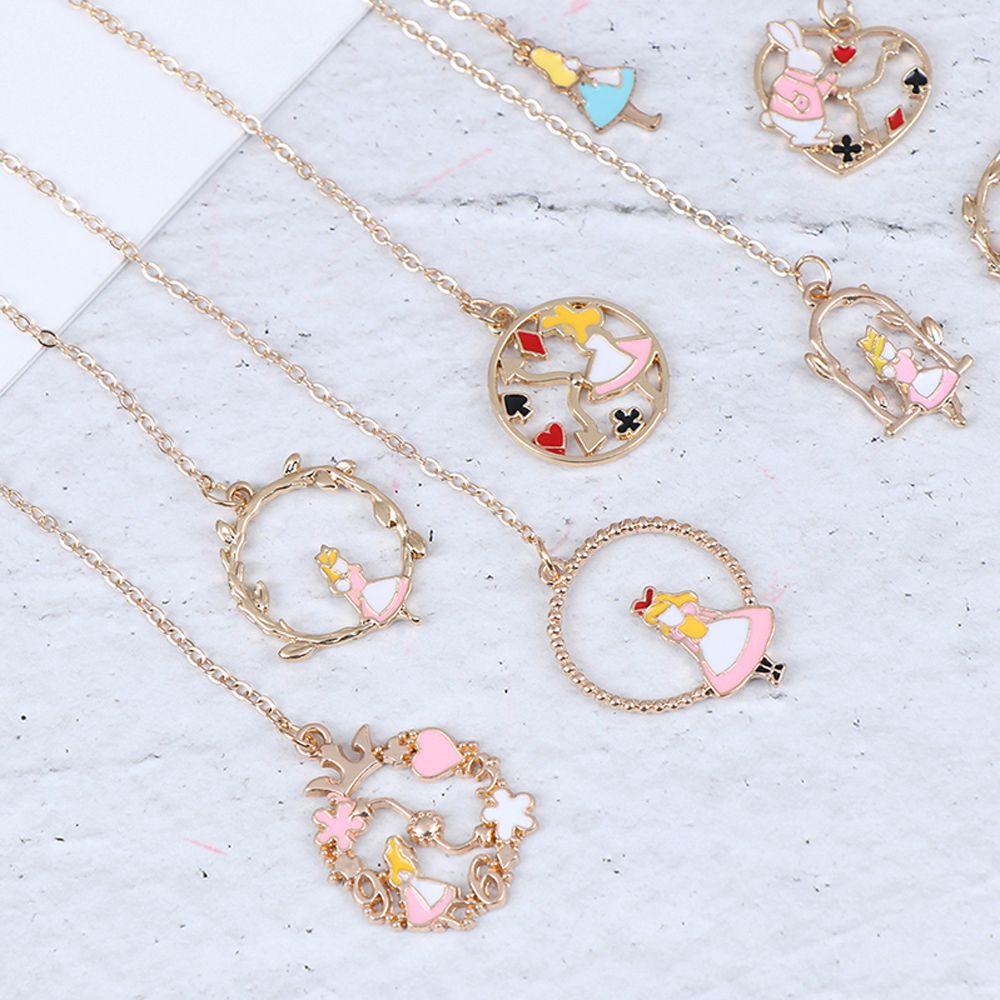 Creative Cartoon Character Book Clip Pagination Mark Bookmarks Metal Peach Heart Pendant