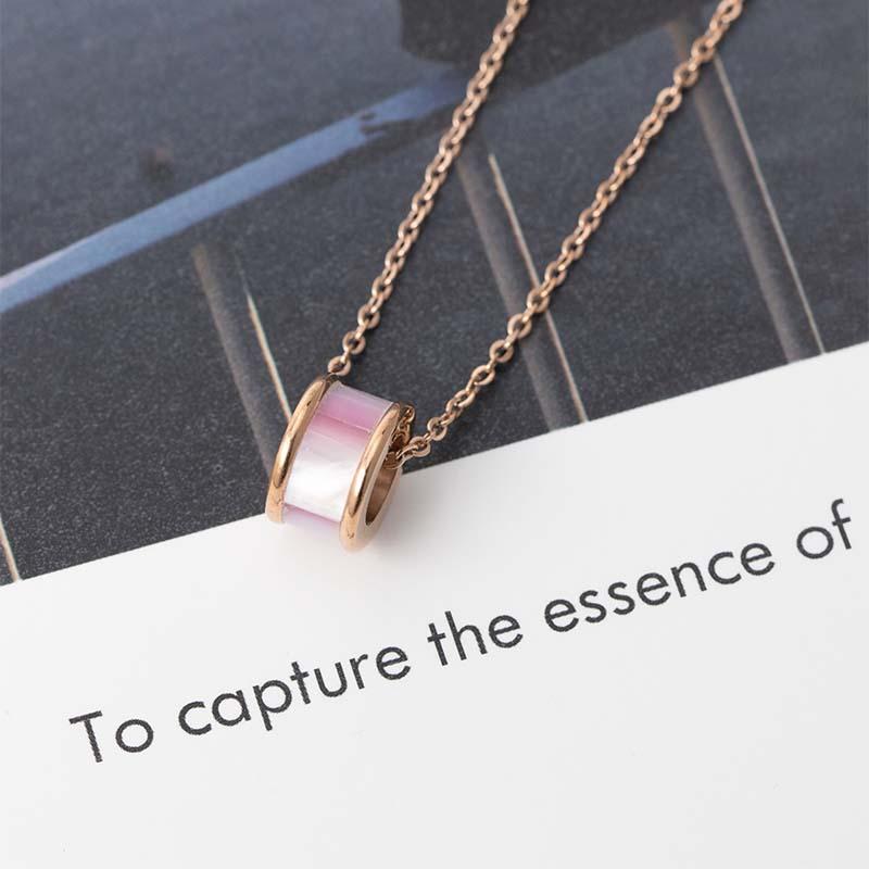 Light Luxury Fritillary Cylinder Rotating Pendant Niche High-end Clavicle Chain Women's Jewelry