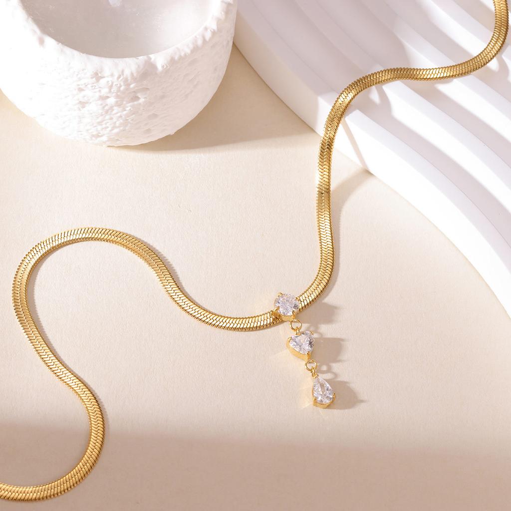 Titanium Steel High-Grade Snake Bone Chain Necklace Women'S Light Luxury Simple Square Zircon Pendant Necklace