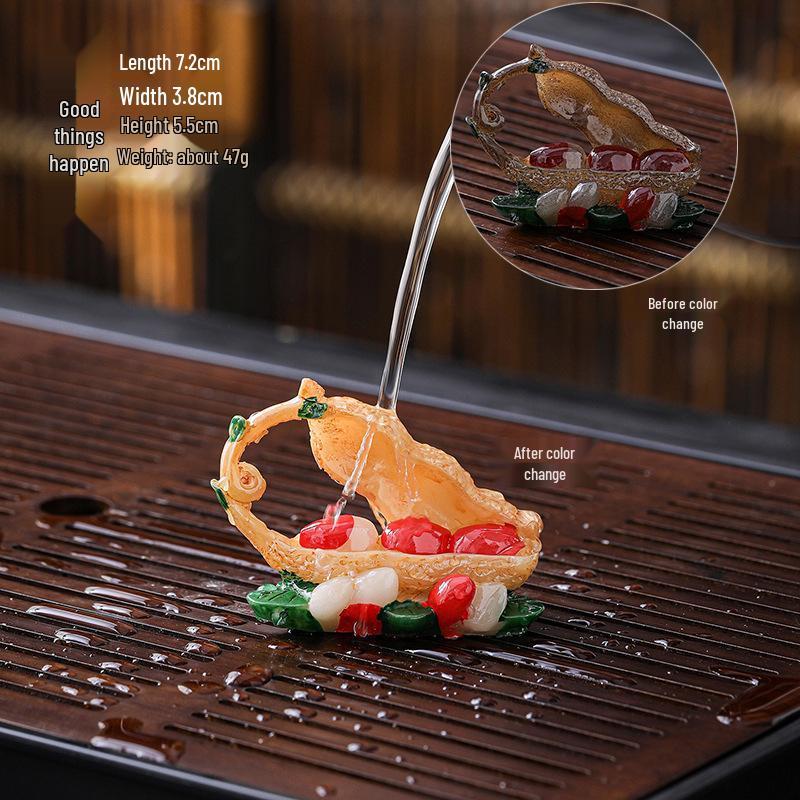 Personality Taiwan Tea Pet: Little Cabbage & Color-Changing Wealth Frog Tea Table Ornaments.