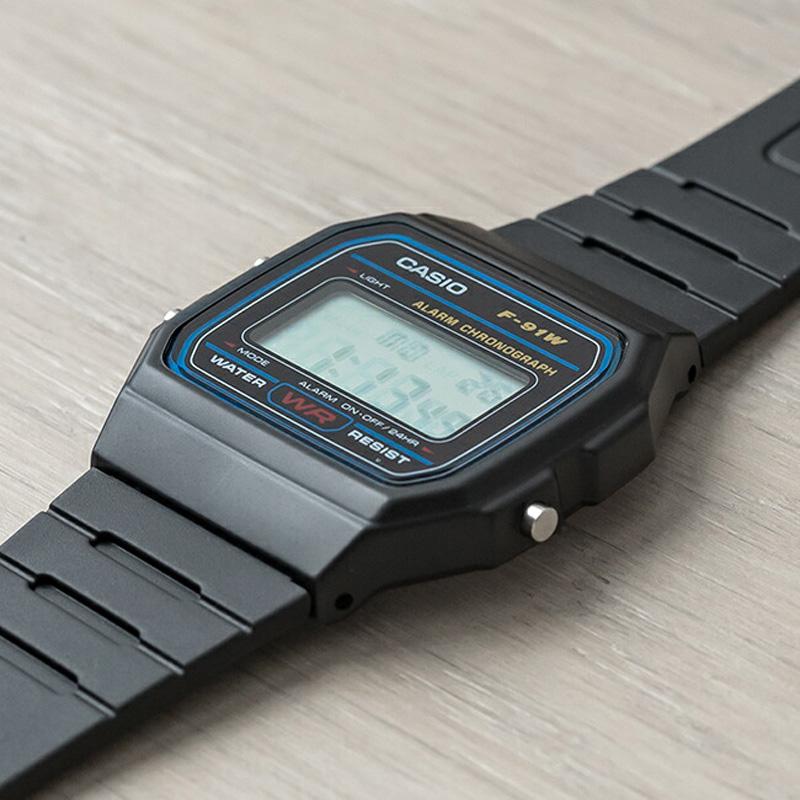 Casio Series YOUTH Series-Silicone Small Square Life Waterproof Quartz Movement Resin Strap Japanese and Korean Watch 38.733.4mm Men's F-84W-1