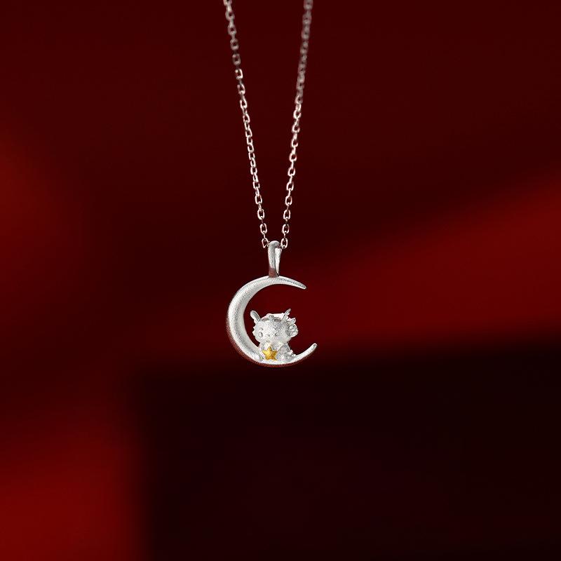 Wishing Dragon Necklace China-Chic Star Moon Dragon Pendant Light Luxury High Level Collar Chain