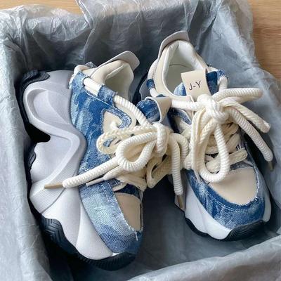 2024 New High Quality Women's Thick Sole Lace Up Casual Sports Shoes Women's Design Sense Colored Breathable Running Shoes